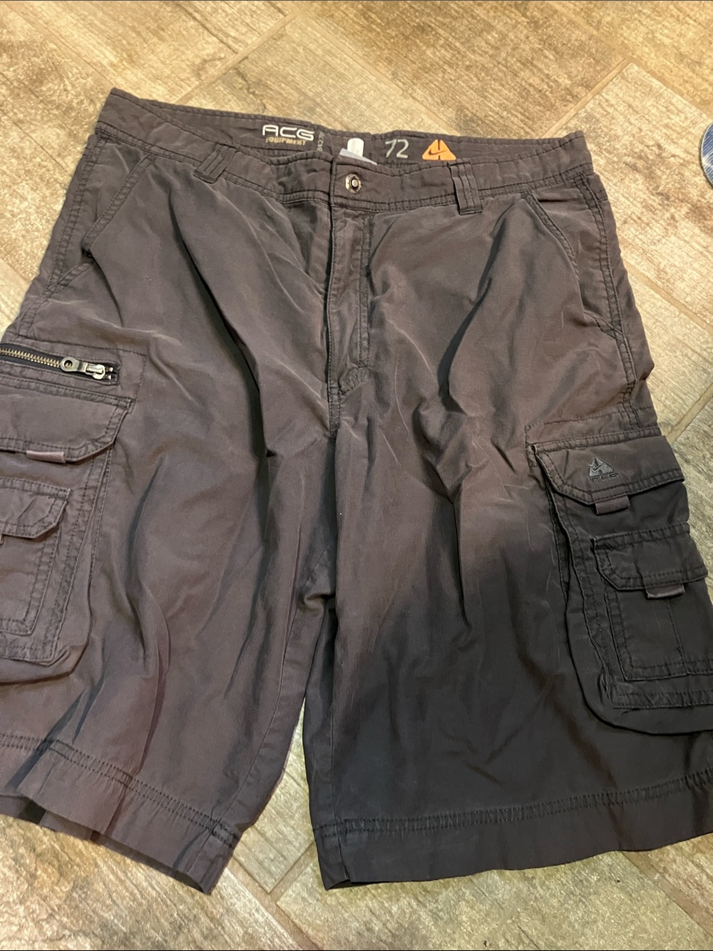 Nike ACG Men's Dark Charcoal Cargo Shorts